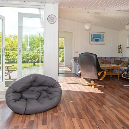 8 Person In Orsted-by Traum * Ørsted